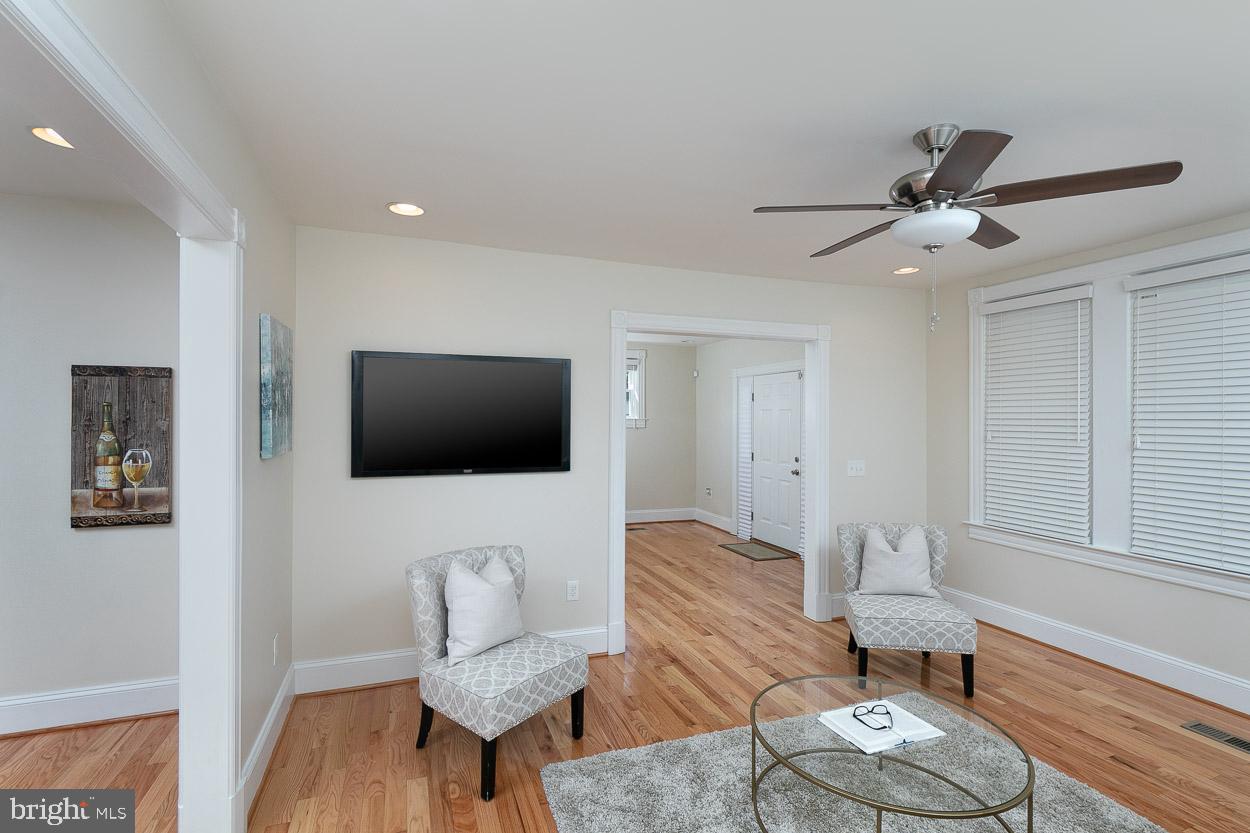 2503 Allendale Road Baltimore, MD 21216 - Photo 6 of 42