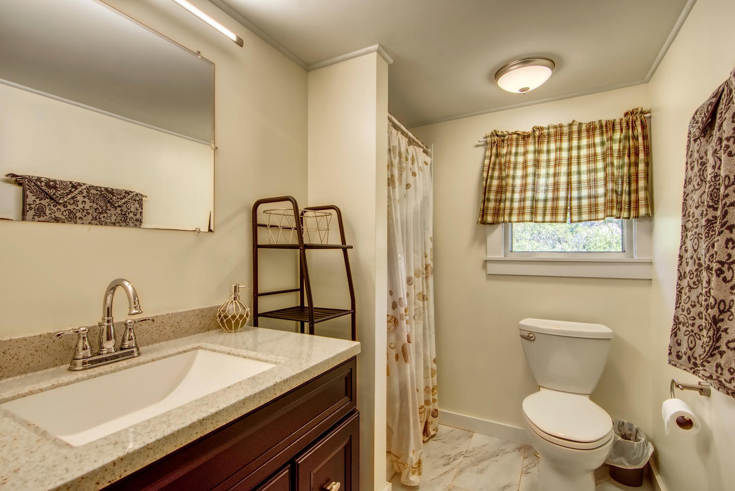 3 Sand Beach Road Stonington, ME 04681 - Photo 21 of 33 3 Sand Beach Road Stonington-large-024-0