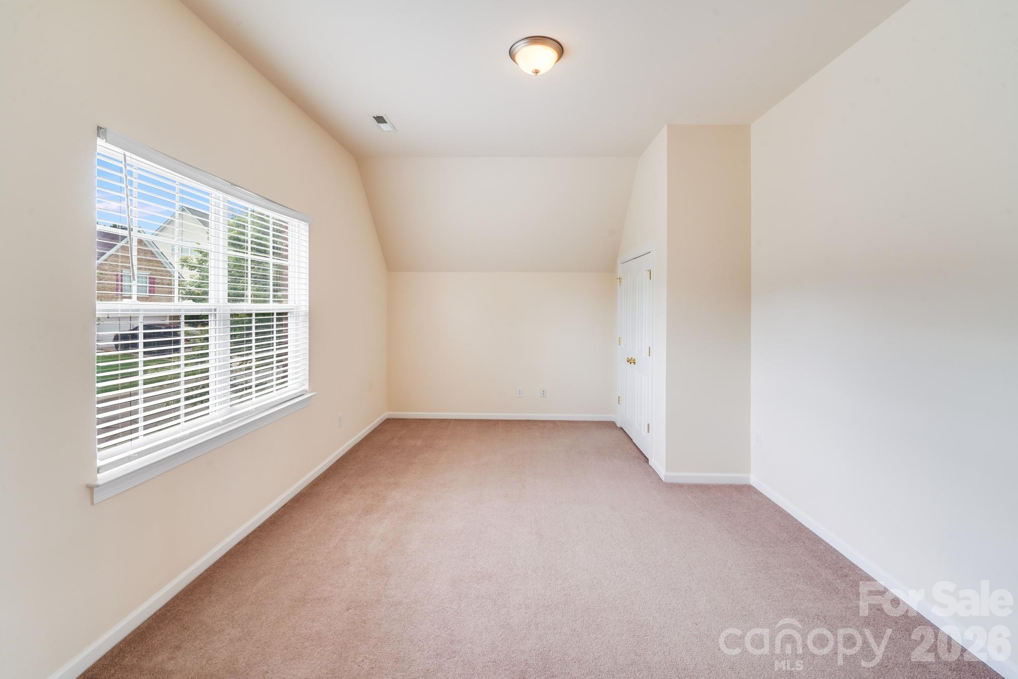 6227 Castlecove Road Charlotte, NC 28278 - Photo 22 of 37