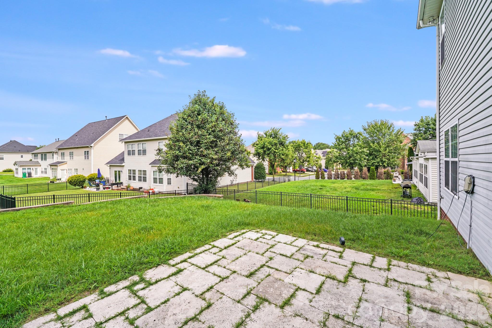 6227 Castlecove Road Charlotte, NC 28278 - Photo 32 of 37