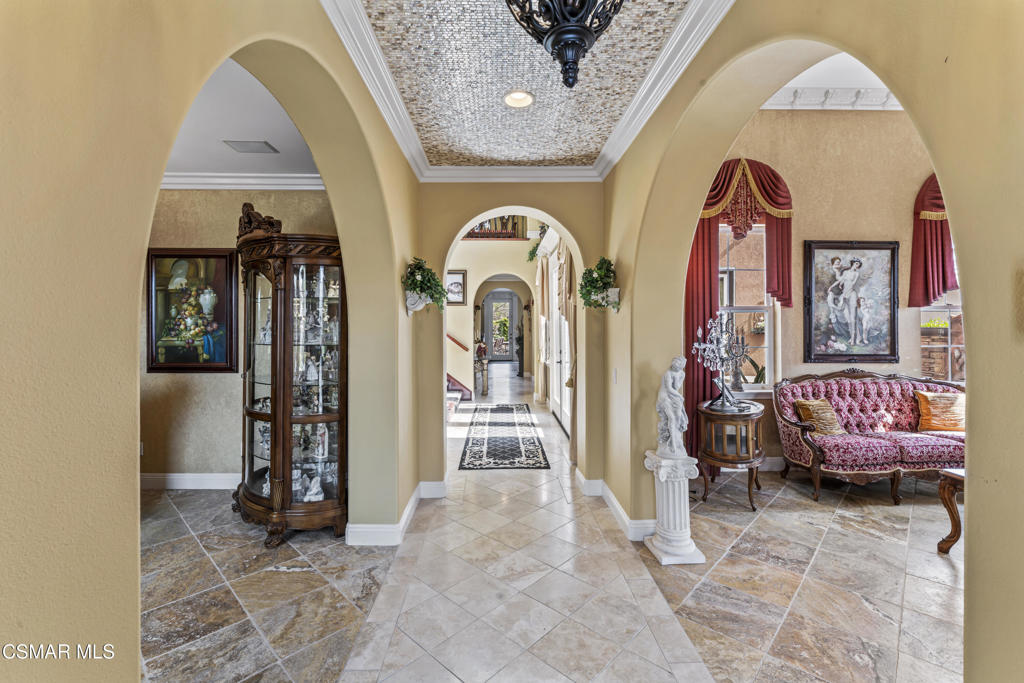 4104 Dakota Drive Moorpark, CA 93021 - Photo 2 of 44