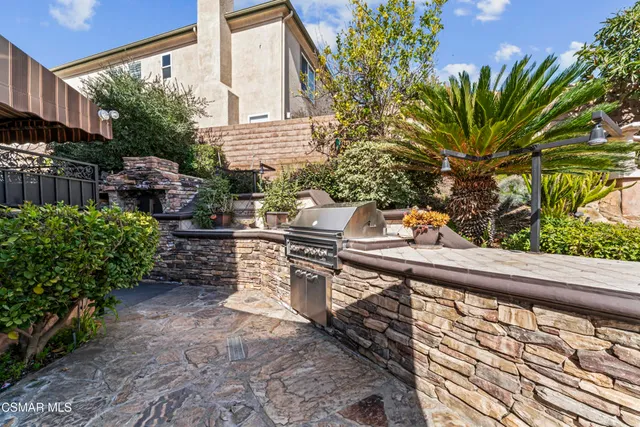 $1,599,000 | 4104 Dakota Drive, Moorpark, CA 93021