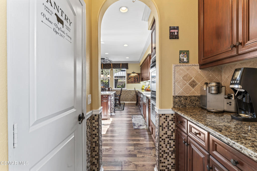 4104 Dakota Drive Moorpark, CA 93021 - Photo 9 of 44