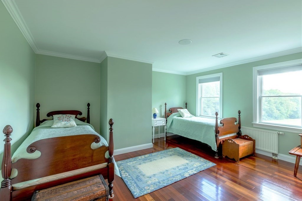 203 Podunk Road Sturbridge, MA 01566 - Photo 15 of 35