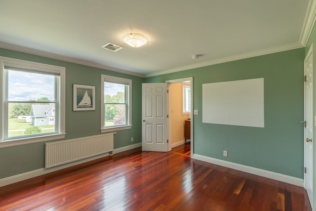 203 Podunk Road Sturbridge, MA 01566 - Photo 16 of 35