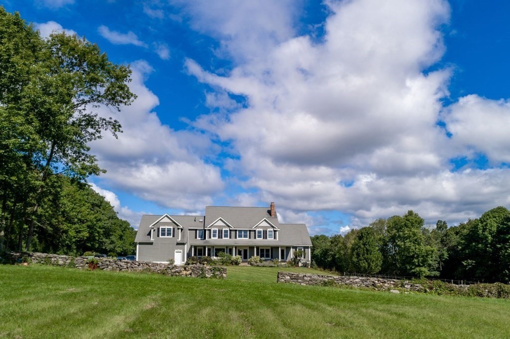 203 Podunk Road Sturbridge, MA 01566 - Photo 22 of 35