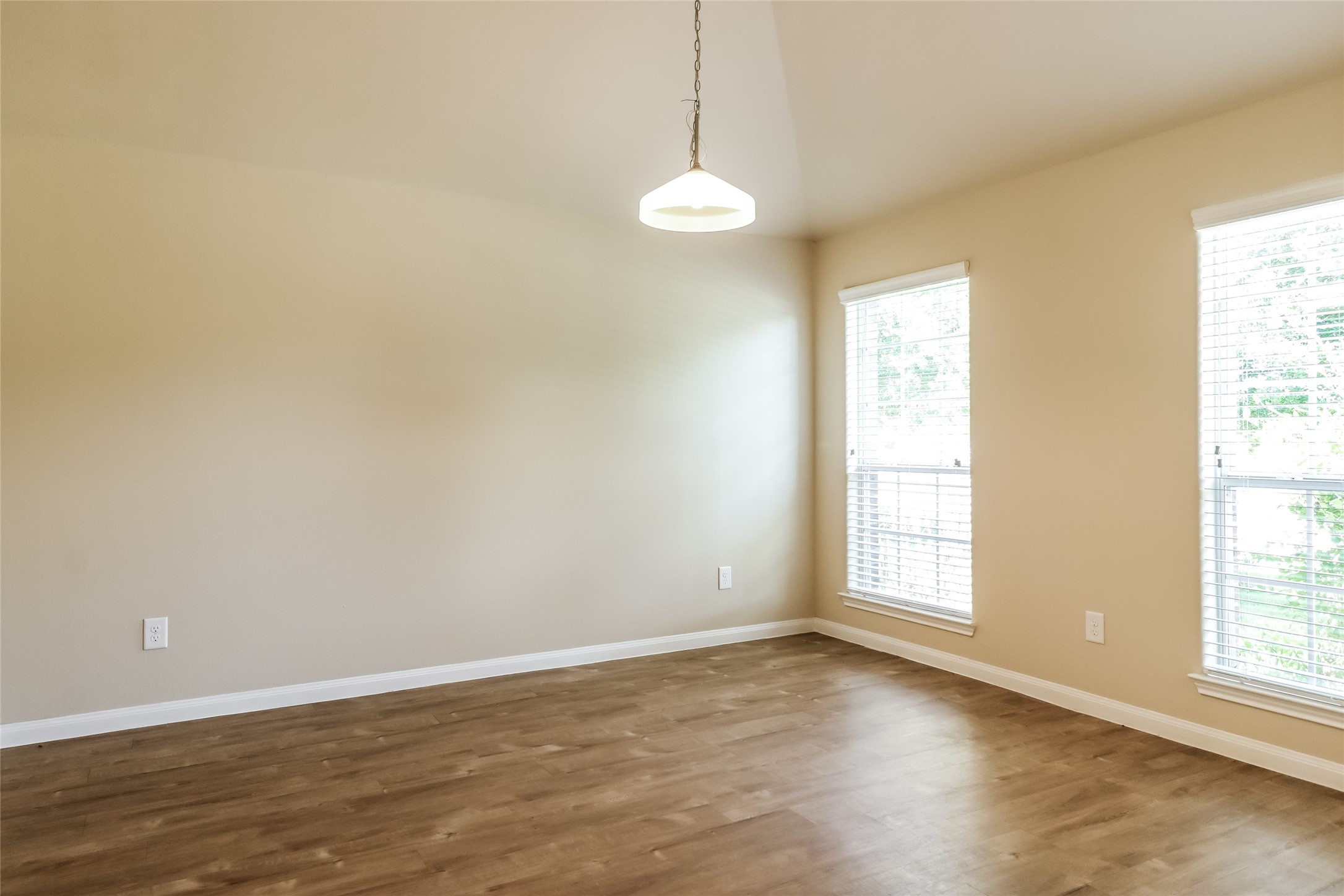 12513 Walden Road Montgomery, TX 77356 - Photo 5 of 15