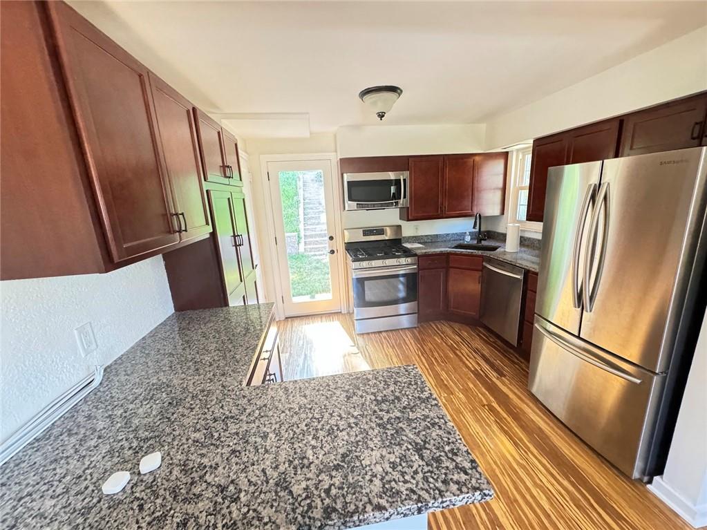 514 Weyman Road Pittsburgh, PA 15236 - Photo 11 of 24 Gallery Image 11