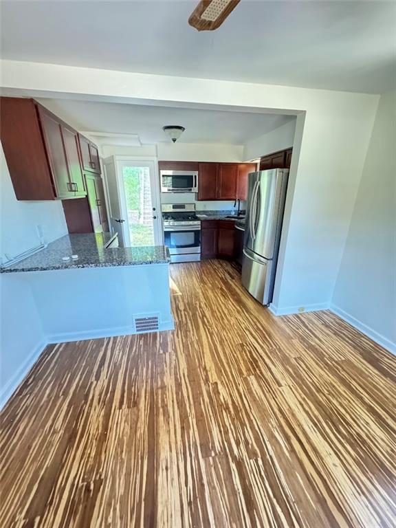 514 Weyman Road Pittsburgh, PA 15236 - Photo 7 of 24 Gallery Image 7
