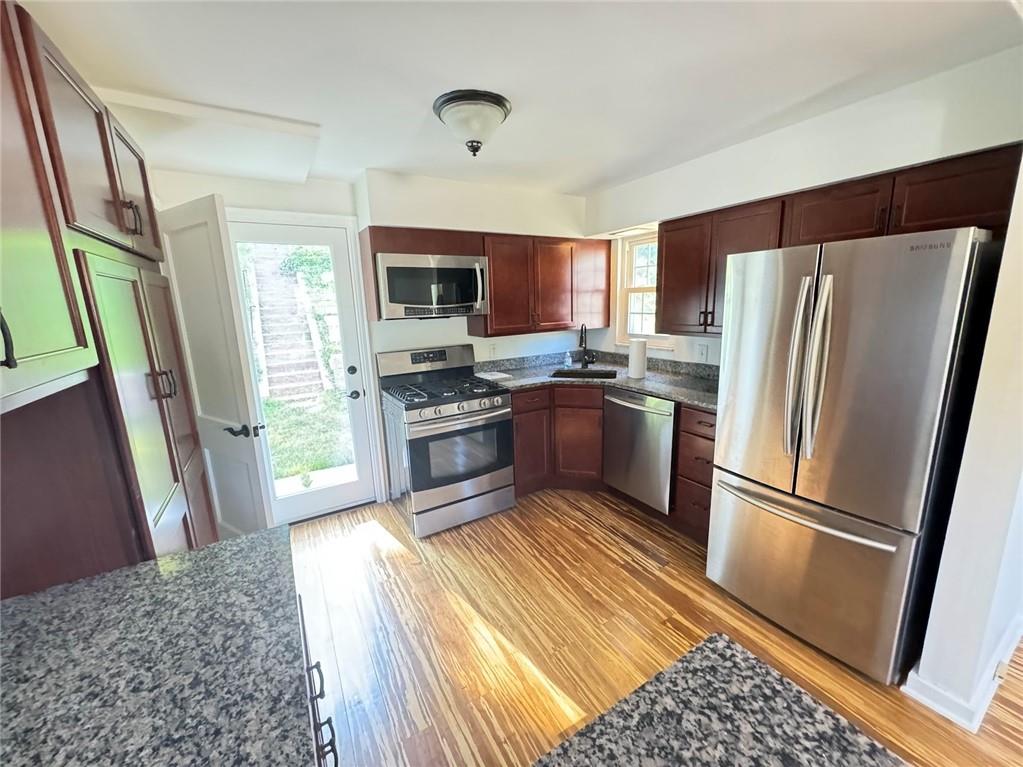 514 Weyman Road Pittsburgh, PA 15236 - Photo 8 of 24 Gallery Image 8