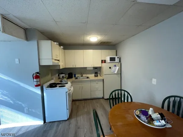 $1,600 | 44 North Sussex Street, Unit A, Dover, NJ 07801