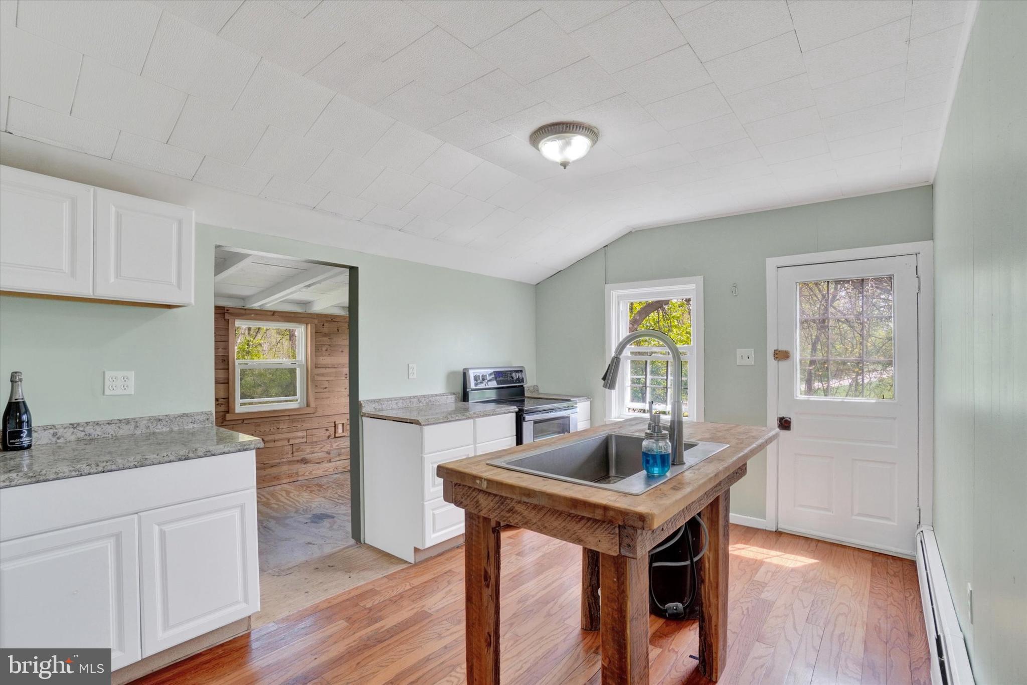 1345 Bowers Bridge Road Manchester, PA 17345 - Photo 2 of 25 Gallery Image 2
