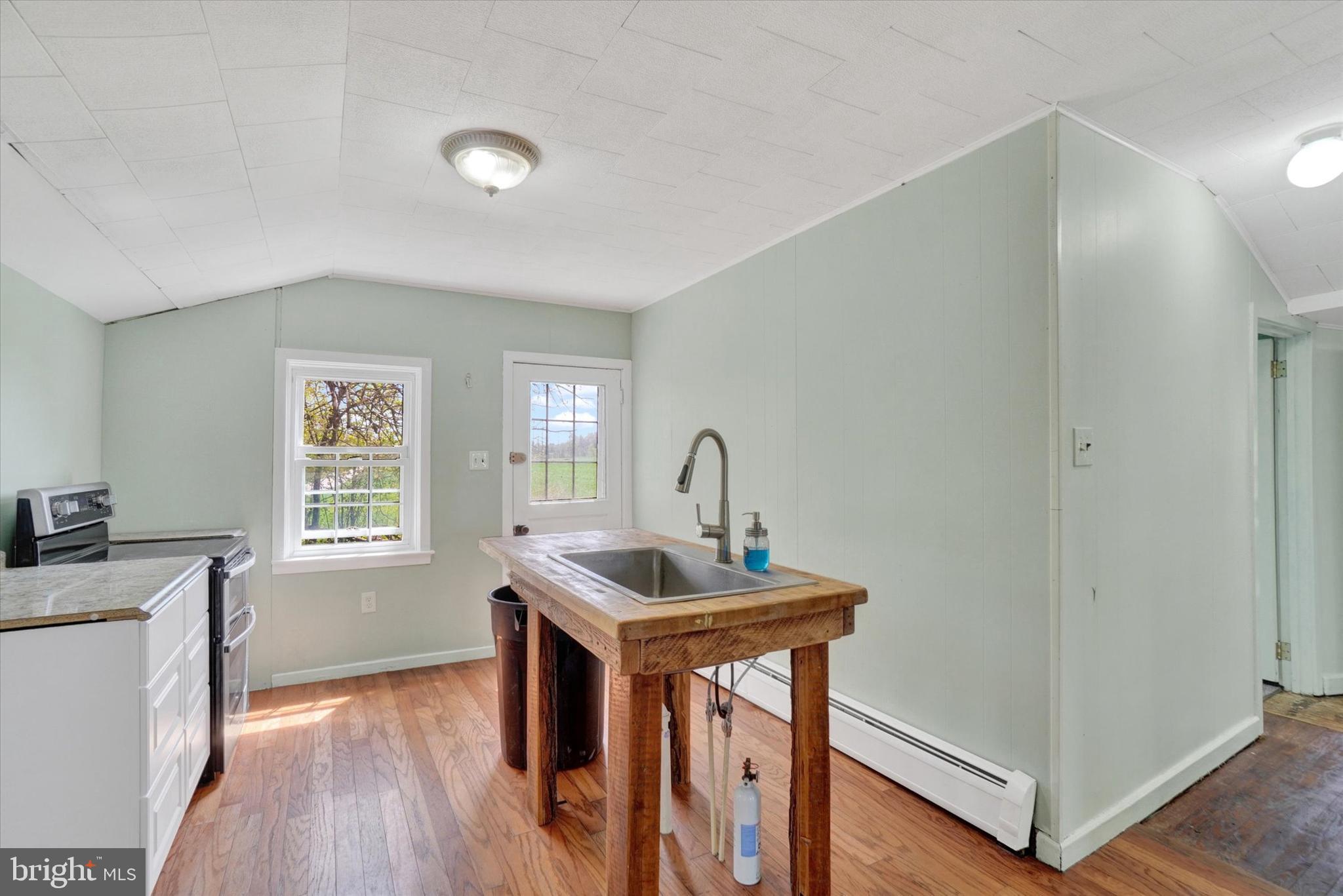 1345 Bowers Bridge Road Manchester, PA 17345 - Photo 3 of 25 Gallery Image 3
