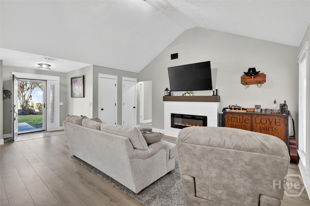 109 Rice Gate Drive Richmond Hill, GA 31324 - Photo 7 of 37