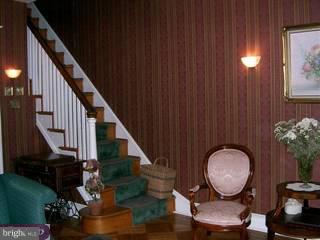 2342 Ripley Street Philadelphia, PA 19152 - Photo 2 of 6 Gallery Image 2