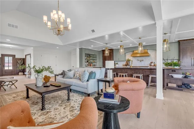 $1,500,000 | 12811 West 71st Street, Shawnee, KS 66216