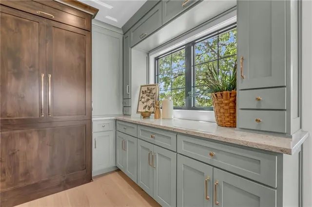 $1,500,000 | 12811 West 71st Street, Shawnee, KS 66216