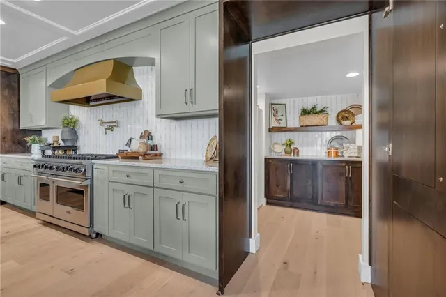 $1,500,000 | 12811 West 71st Street, Shawnee, KS 66216