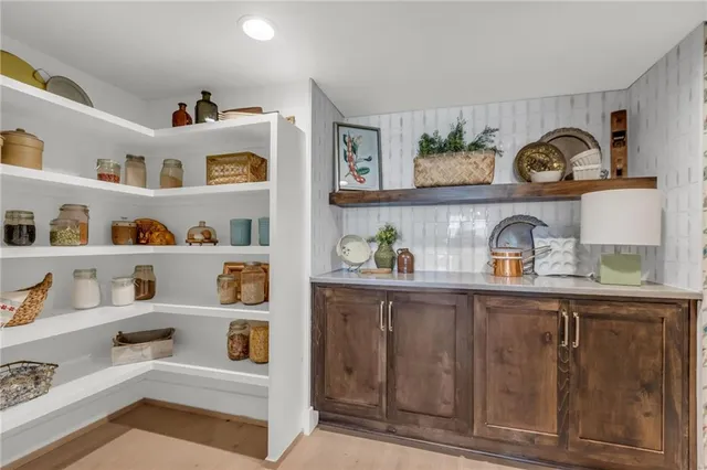 $1,500,000 | 12811 West 71st Street, Shawnee, KS 66216