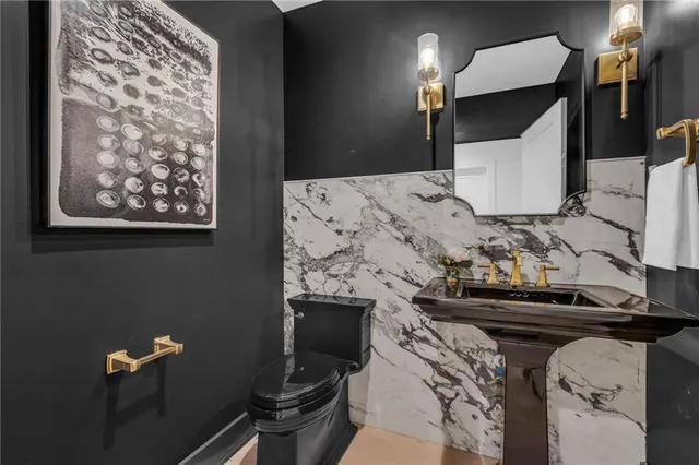 $1,500,000 | 12811 West 71st Street, Shawnee, KS 66216