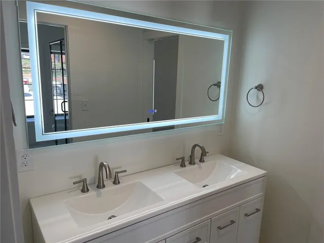 $1,500,000 | 12811 West 71st Street, Shawnee, KS 66216