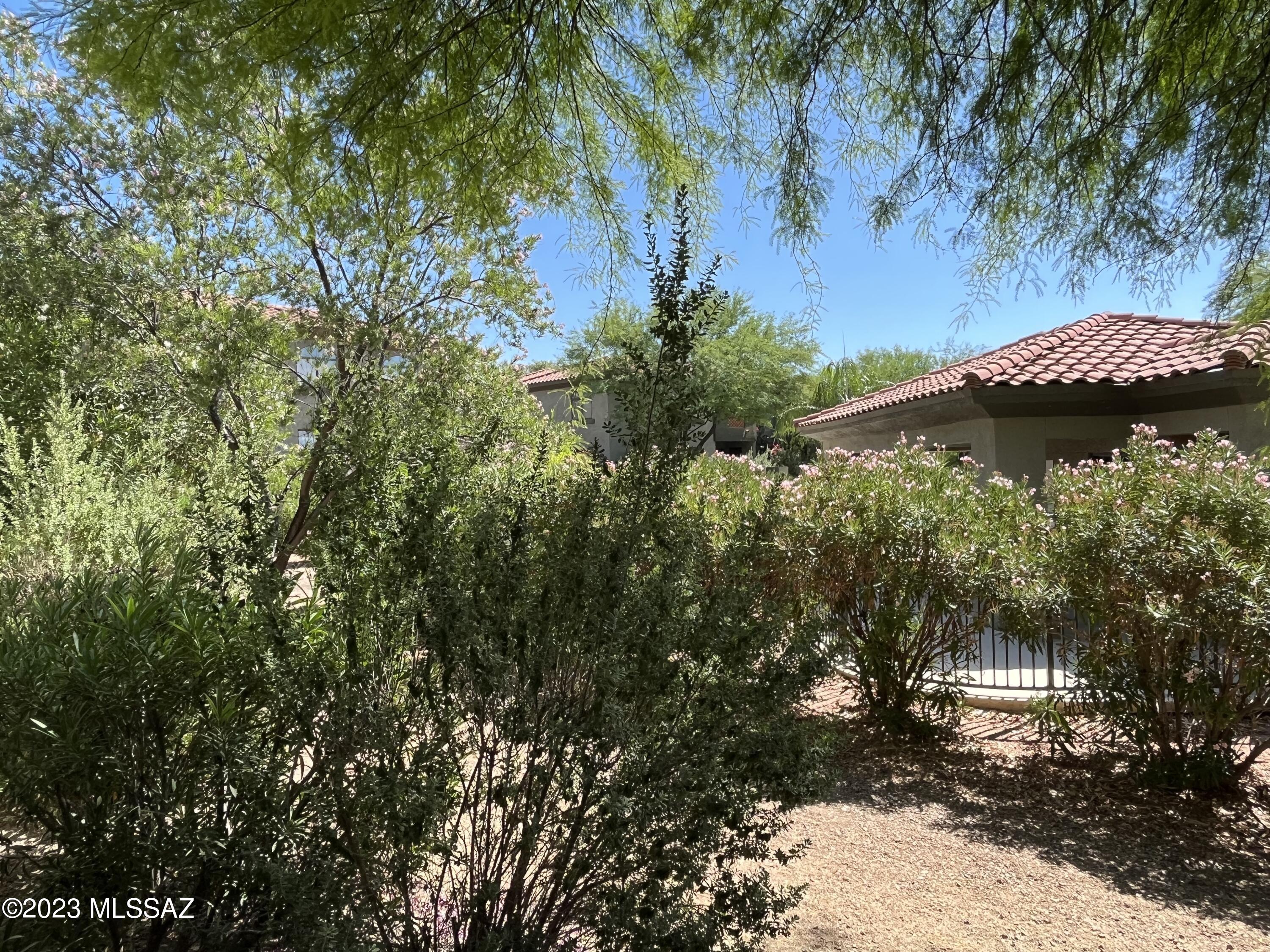 5751 North Kolb Road, Unit 40103 Tucson, AZ 85750 - Photo 32 of 38