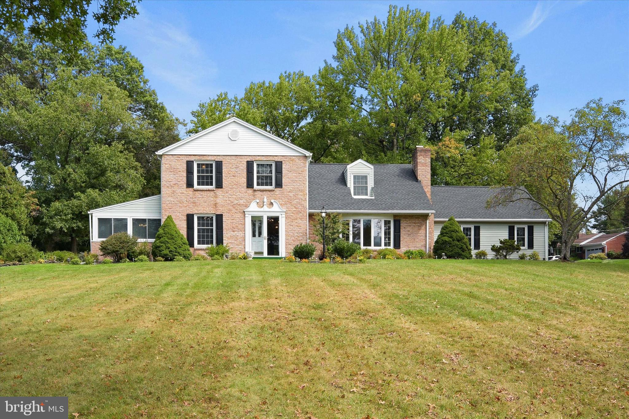 4351 Crestview Road Harrisburg, PA 17112 - Photo 2 of 28 Gallery Image 2