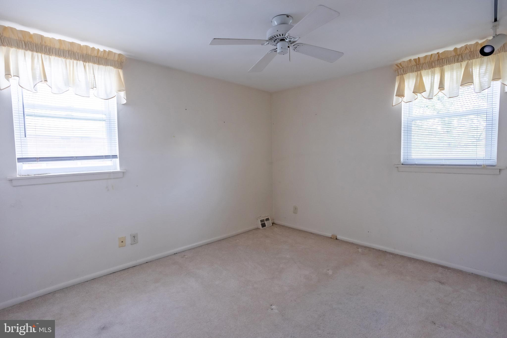 762 Susquehanna Road Philadelphia, PA 19111 - Photo 18 of 45 Bedroom #3