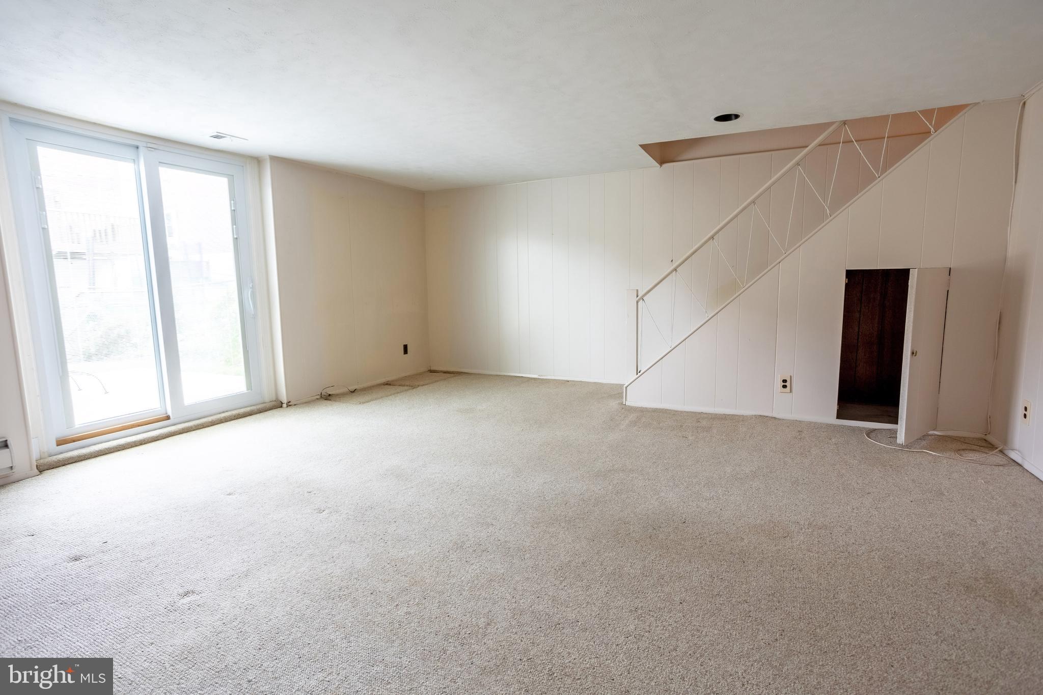 762 Susquehanna Road Philadelphia, PA 19111 - Photo 22 of 45 Family ROom