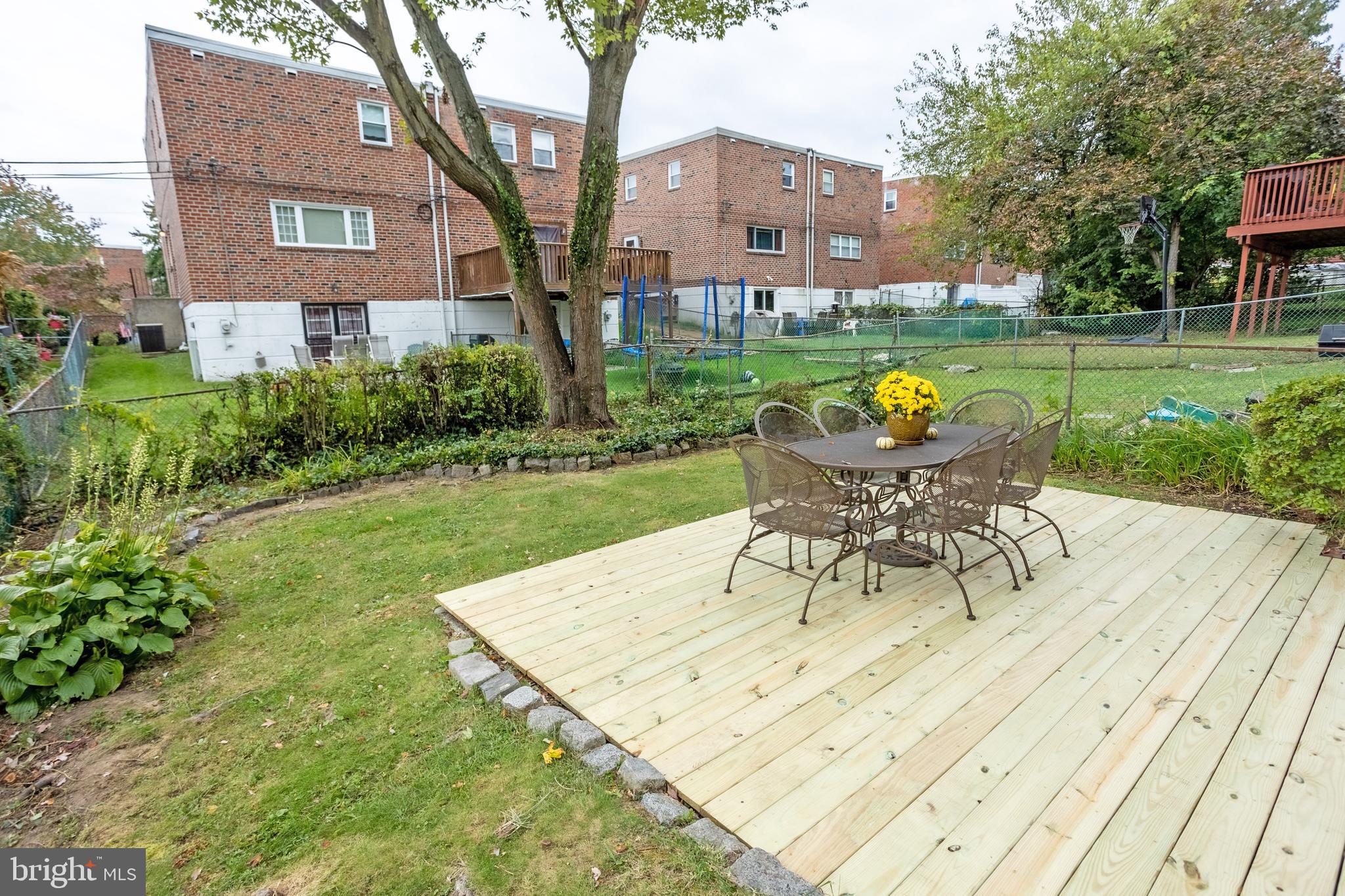 762 Susquehanna Road Philadelphia, PA 19111 - Photo 29 of 45 Fenced Rear Yard