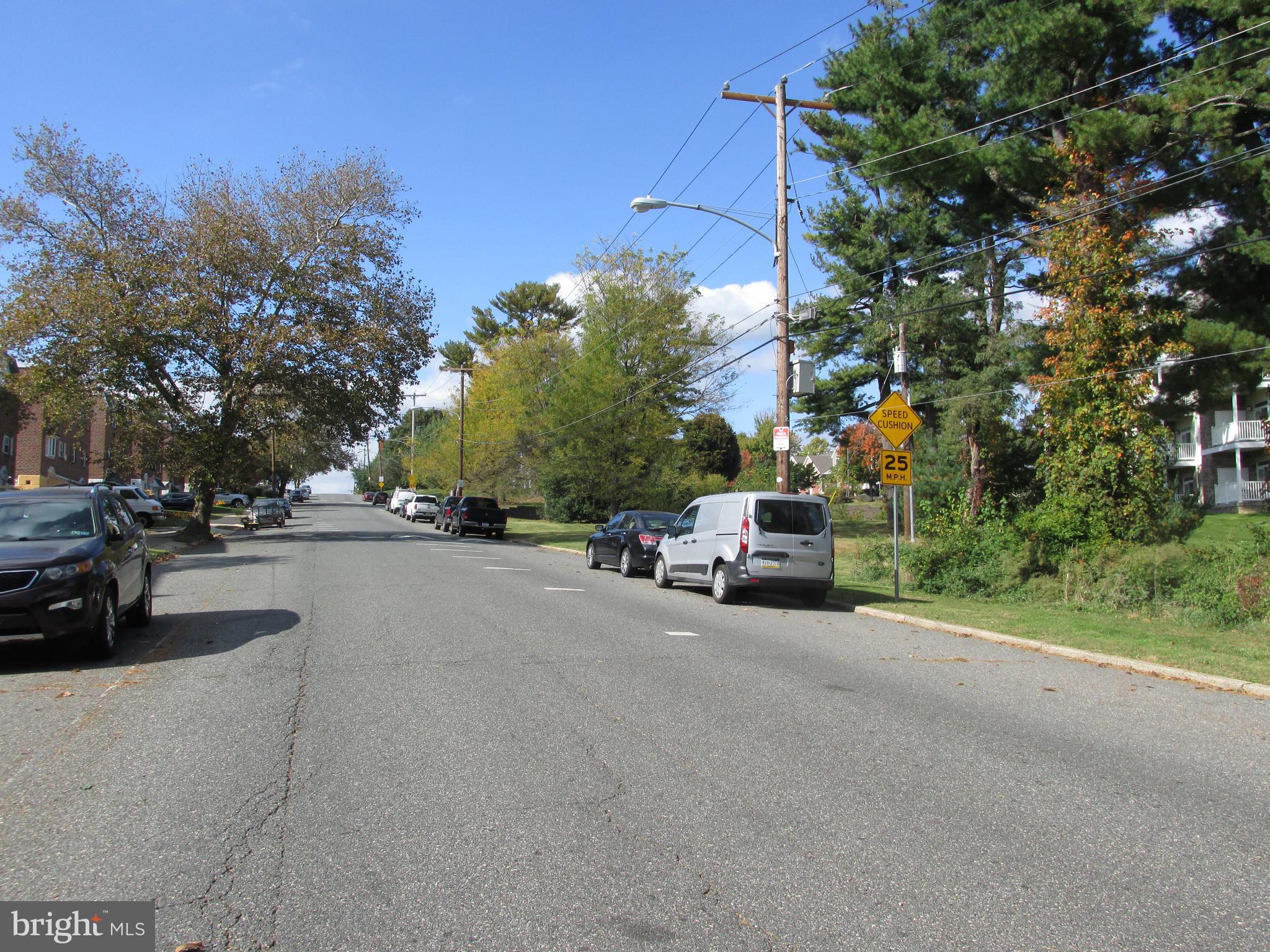 762 Susquehanna Road Philadelphia, PA 19111 - Photo 39 of 45 Street View