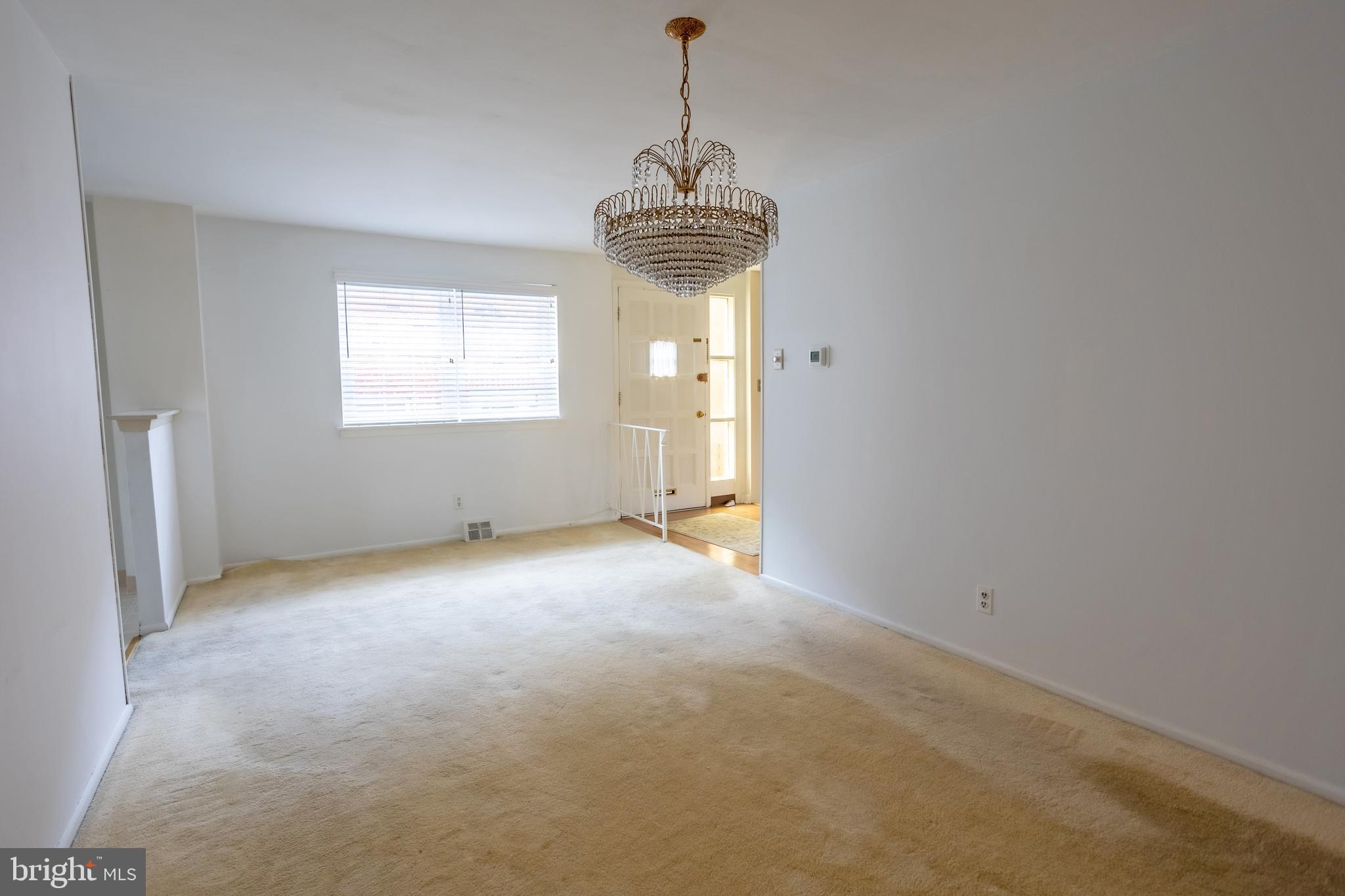 762 Susquehanna Road Philadelphia, PA 19111 - Photo 8 of 45 Dining Room