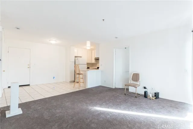 $2,600 | 450 East 4th Street, Unit 319, Santa Ana, CA 92701