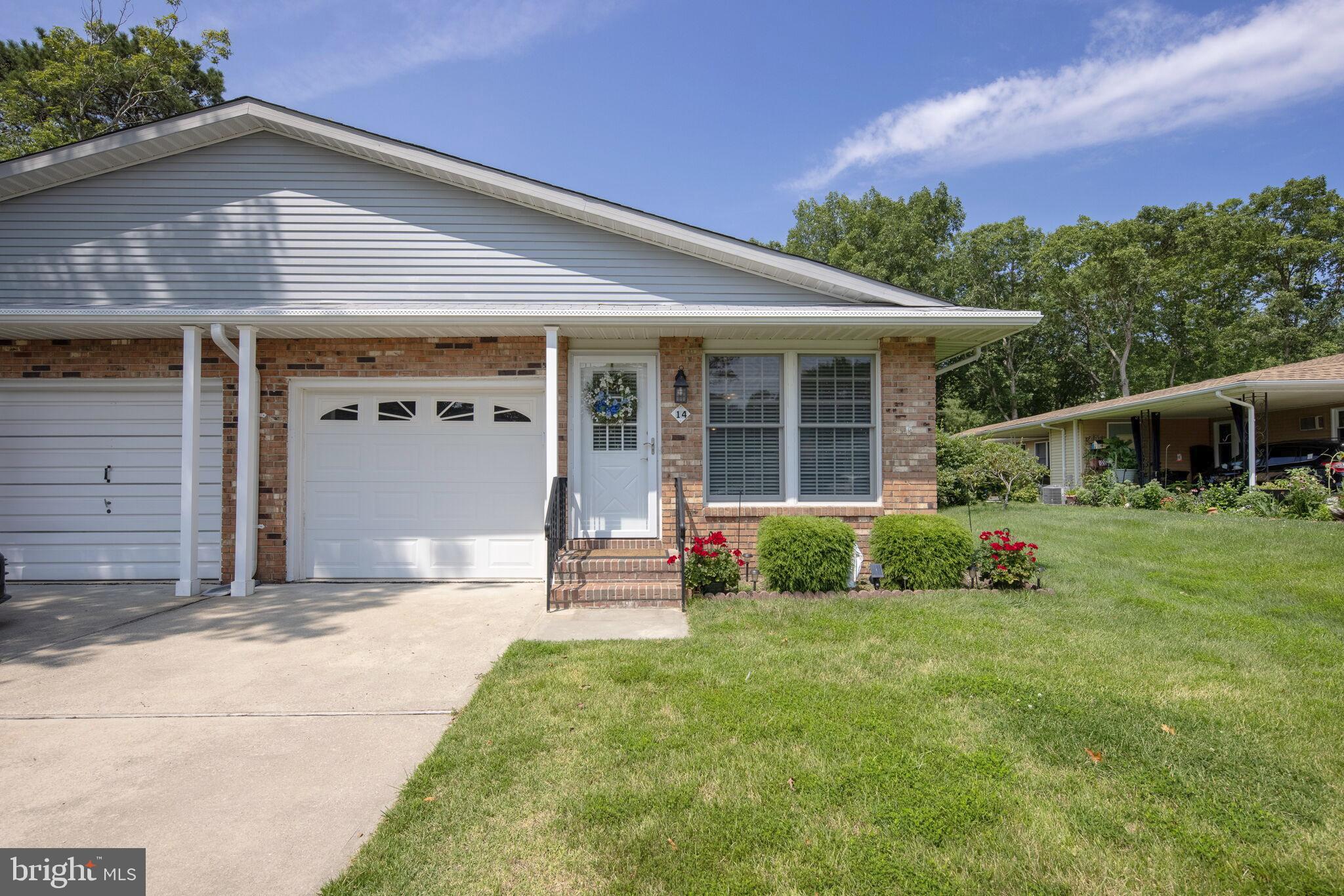 14 Acorn Road Manahawkin, NJ 08050 - Photo 1 of 40
