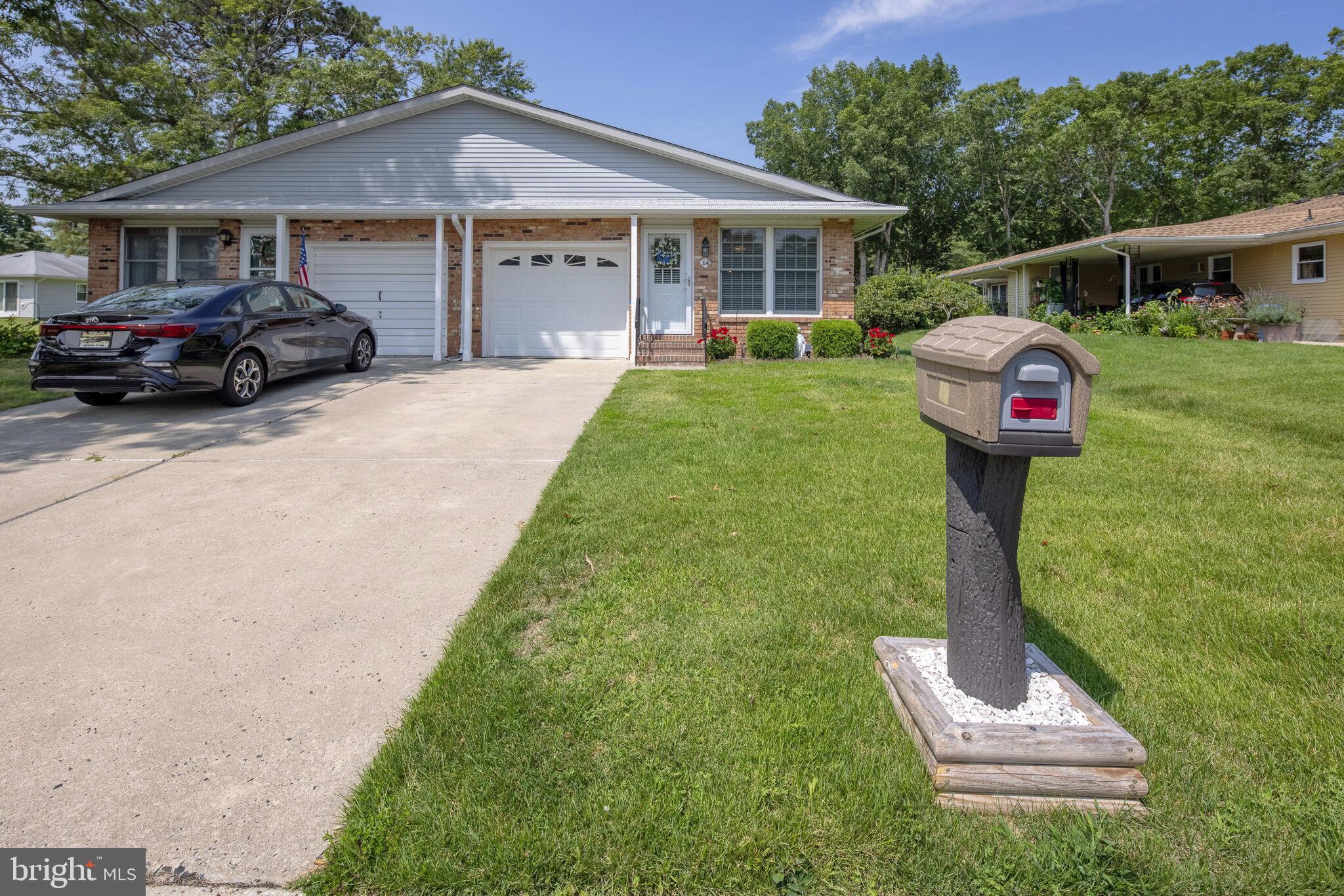 14 Acorn Road Manahawkin, NJ 08050 - Photo 3 of 40