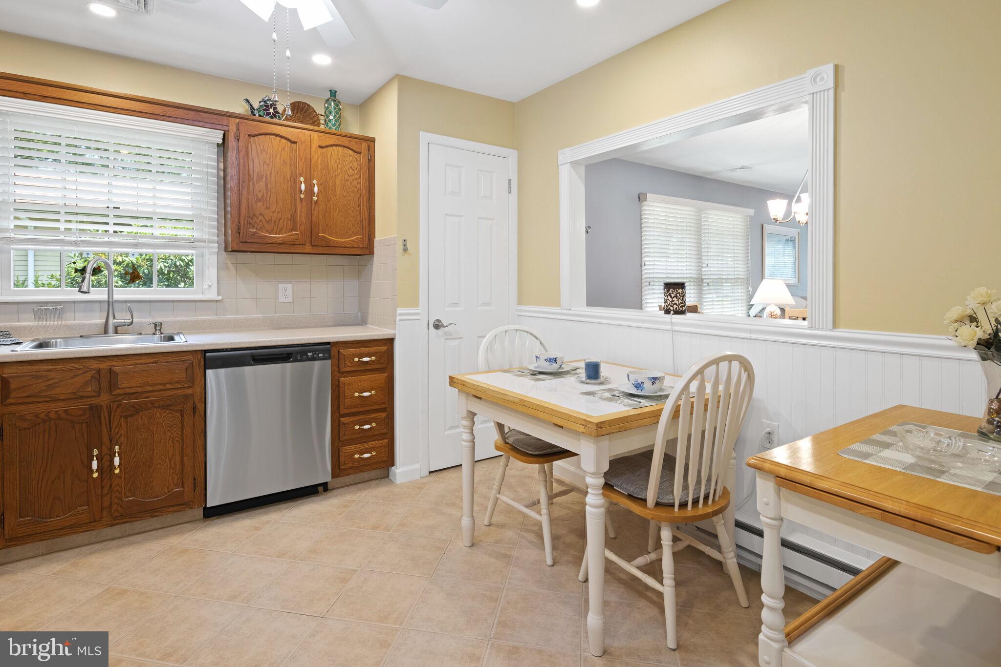 14 Acorn Road Manahawkin, NJ 08050 - Photo 8 of 40