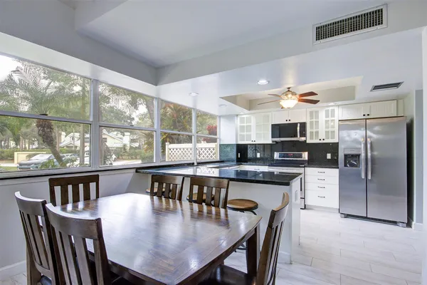 $375,000 | 504 Bradford Court, Unit 504, Boynton Beach, FL 33436
