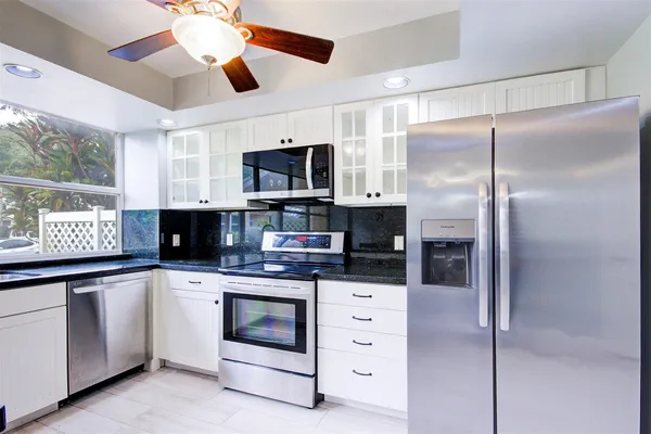 $375,000 | 504 Bradford Court, Unit 504, Boynton Beach, FL 33436