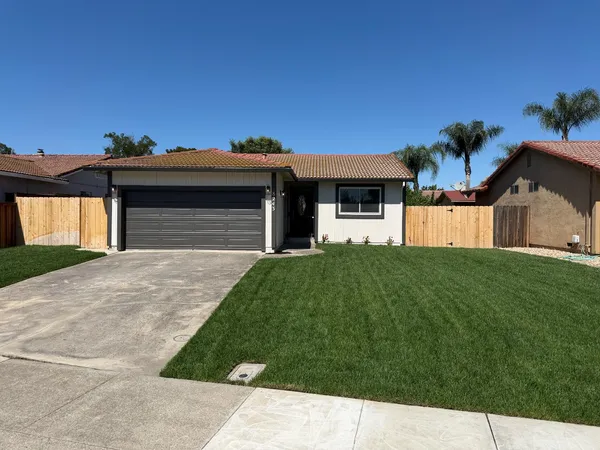 $370,000 | 8243 Onyx Court, Stockton, CA 95210