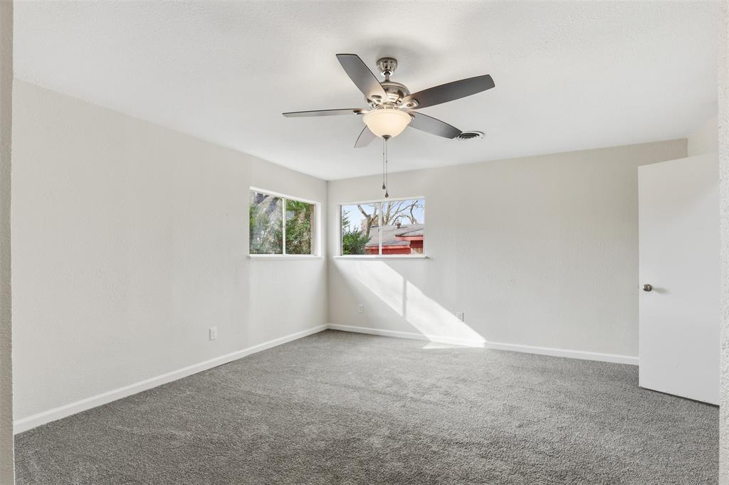 2212 Briardale Road Fort Worth, TX 76119 - Photo 18 of 25