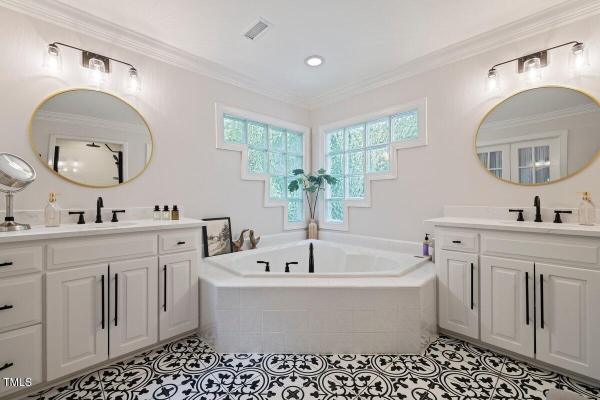 2709 Glassman Lane Raleigh, NC 27606 - Photo 28 of 49 2709 Glassman Ln 42