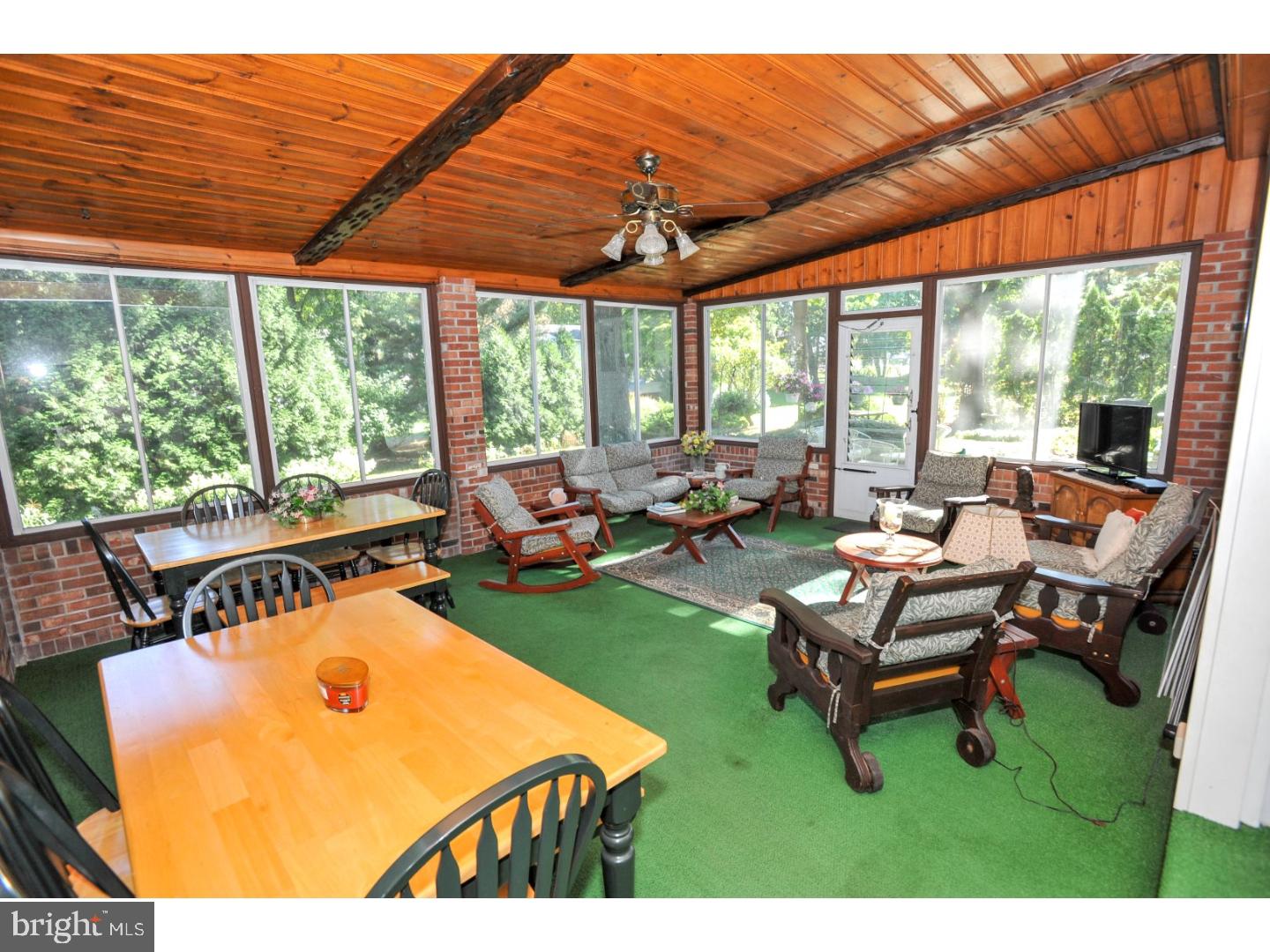 1165 Meadowbrook Road Southampton, PA 18966 - Photo 11 of 25 Gallery Image 11