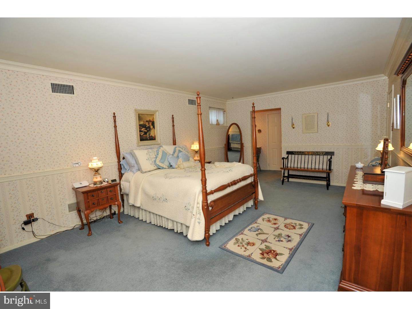 1165 Meadowbrook Road Southampton, PA 18966 - Photo 14 of 25 Gallery Image 14