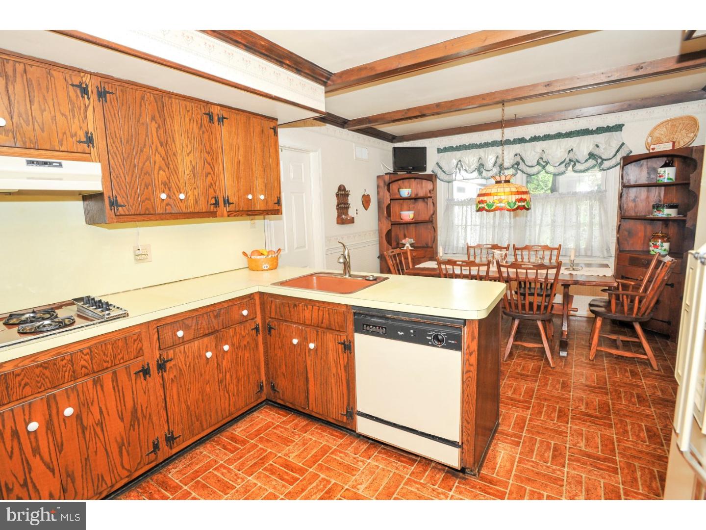 1165 Meadowbrook Road Southampton, PA 18966 - Photo 7 of 25 Gallery Image 7