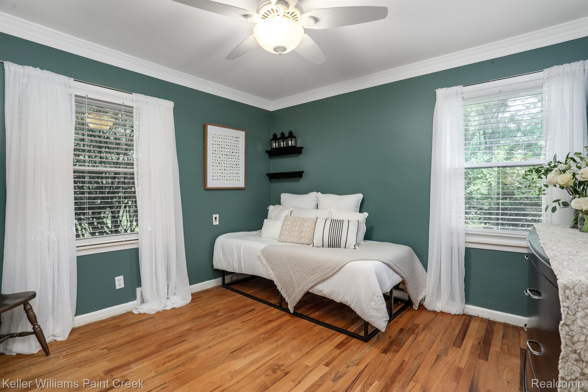 4165 Sheldon Road Rochester, MI 48306 - Photo 28 of 74 Bedroom 3