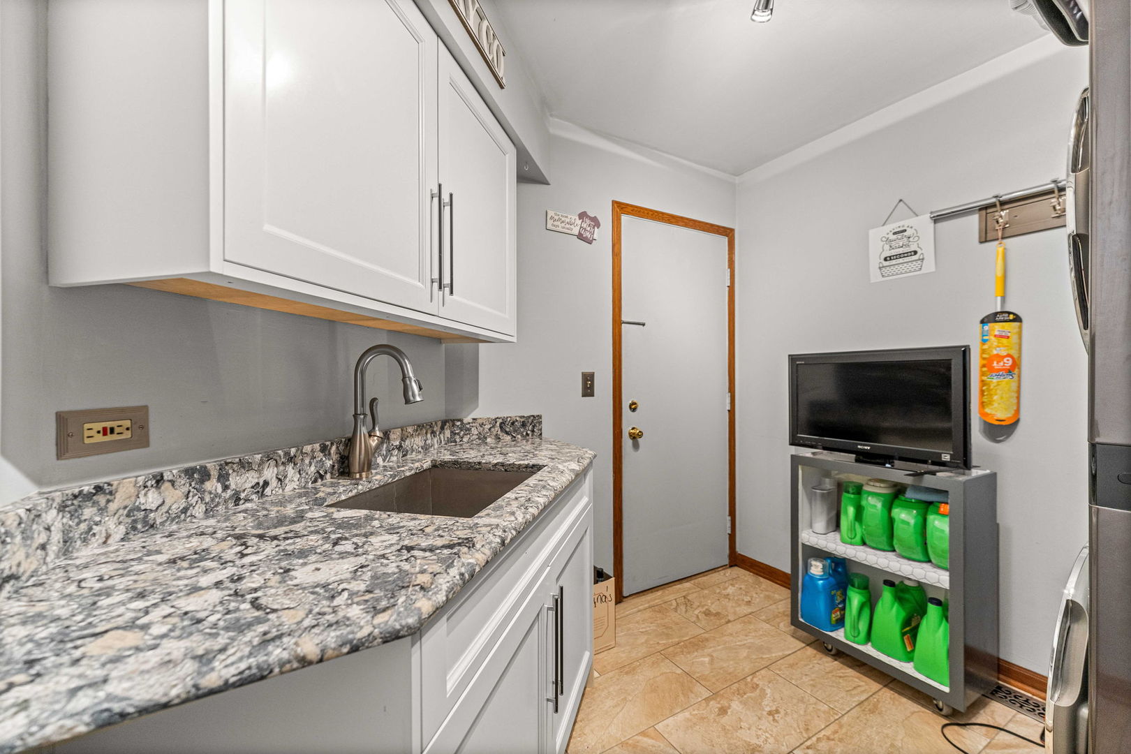 2 Rutgers Court Hawthorn Woods, IL 60047 - Photo 54 of 66
