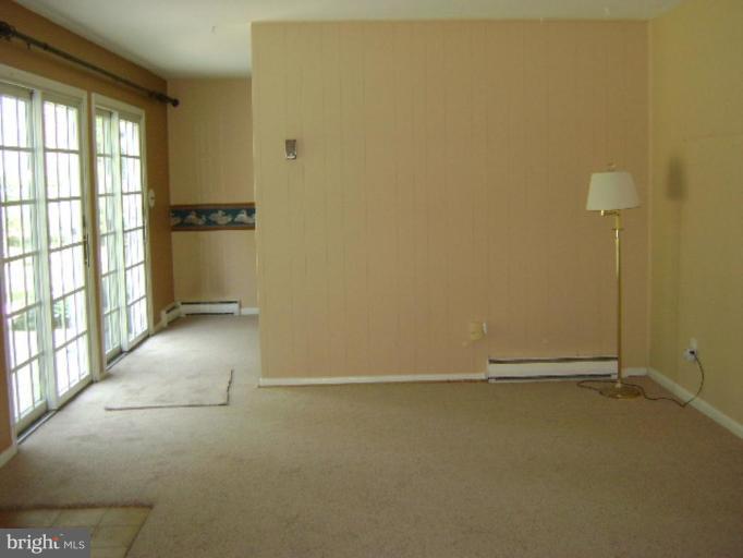 809 Chatfield Road Joppa, MD 21085 - Photo 8 of 18 Living Room #3