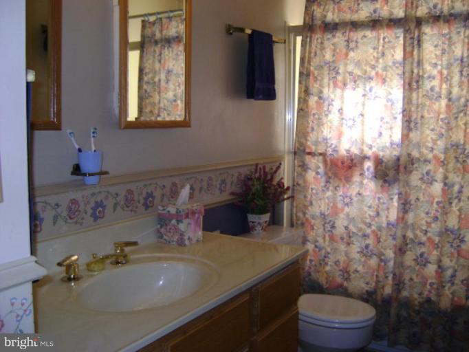809 Chatfield Road Joppa, MD 21085 - Photo 10 of 18 Bath #1