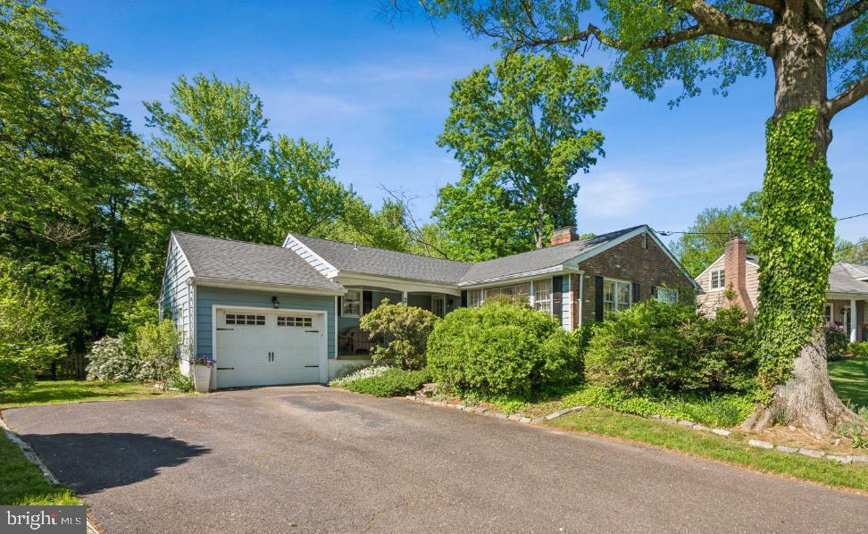 2 Wagon Bridge Run Moorestown, NJ 08057 - Photo 3 of 23 front view of a house with a yard