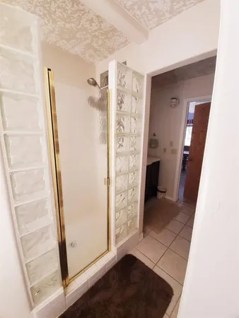 image of a bathroom